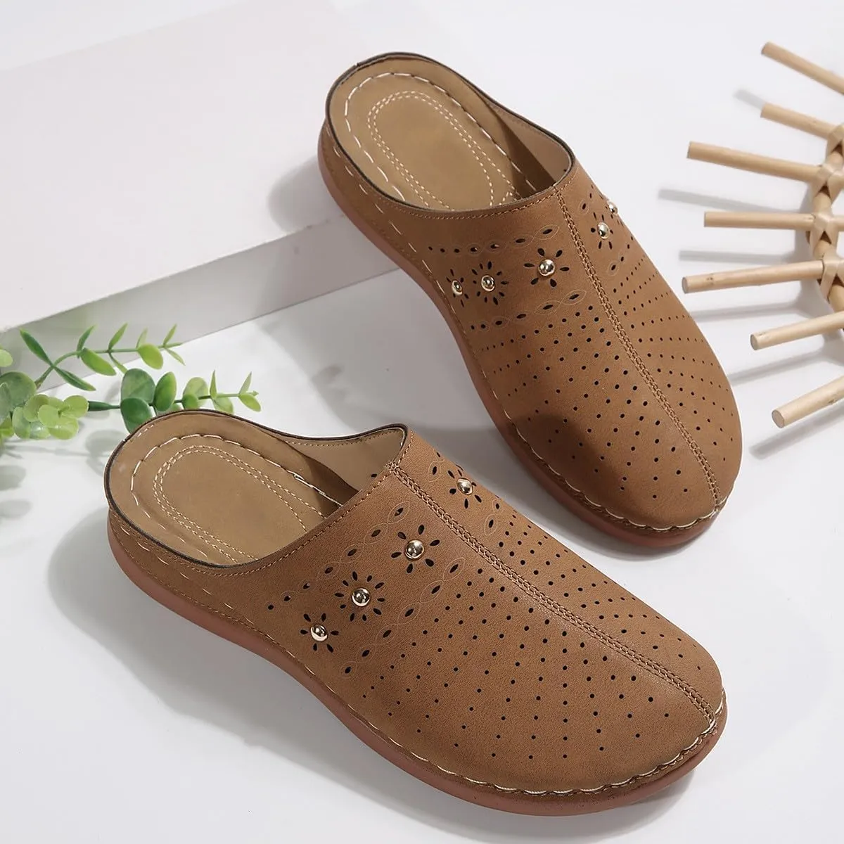 Clogs for Women Close Toe Wedge Sandals Summer Slip On Orthopedic Sandals with Arch Support Comfortable Slingback Mules