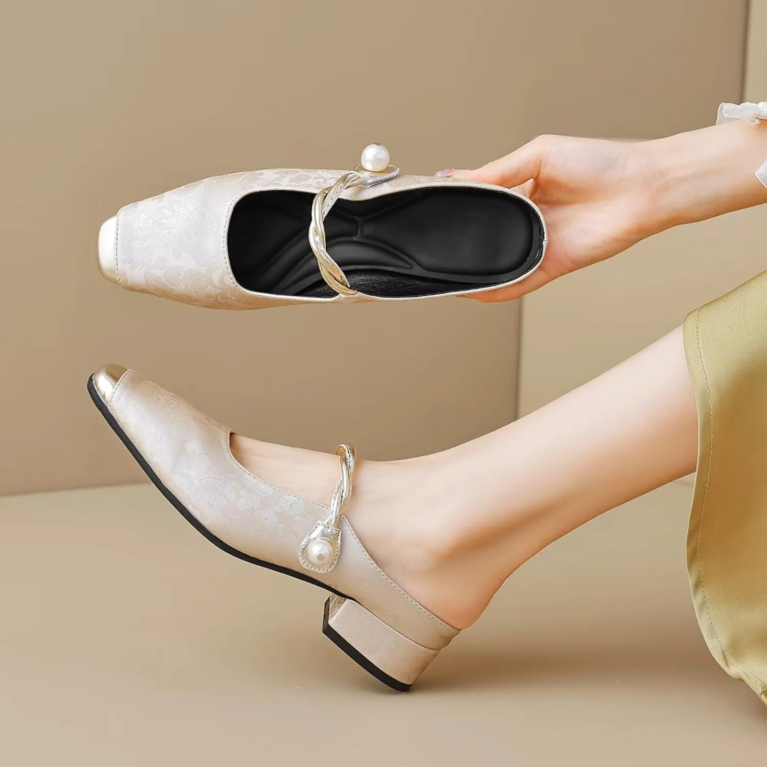 Dear Time Women's Closed Toe Mary Jane Backless Flats Slip-on Mules Casual Comfortable Shoes