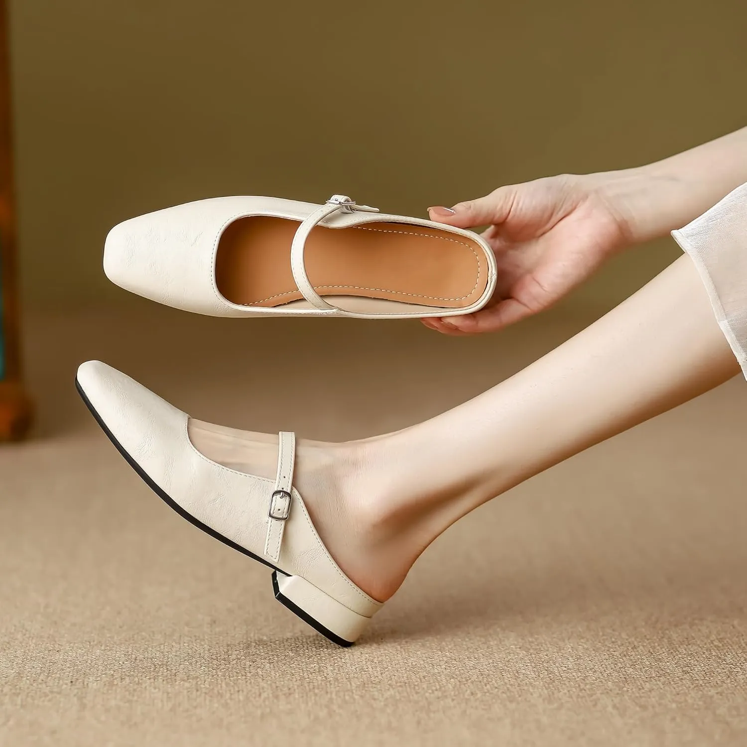 Dear Time Women's Closed Toe Mary Jane Backless Flats Slip-on Mules Casual Comfortable Shoes