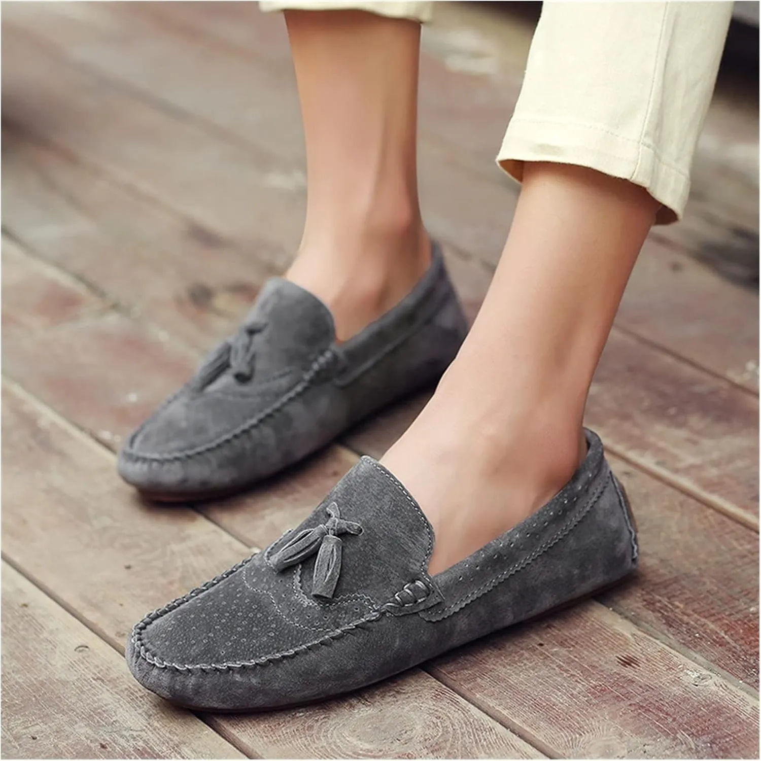 Easy to Put and Remove Driving Moccasins for Men Suede Vamp Round Toe Tassel Stitching Details Resistant Flexible Flat Heel Soft Comfortable Casual Slip On for All Occasions