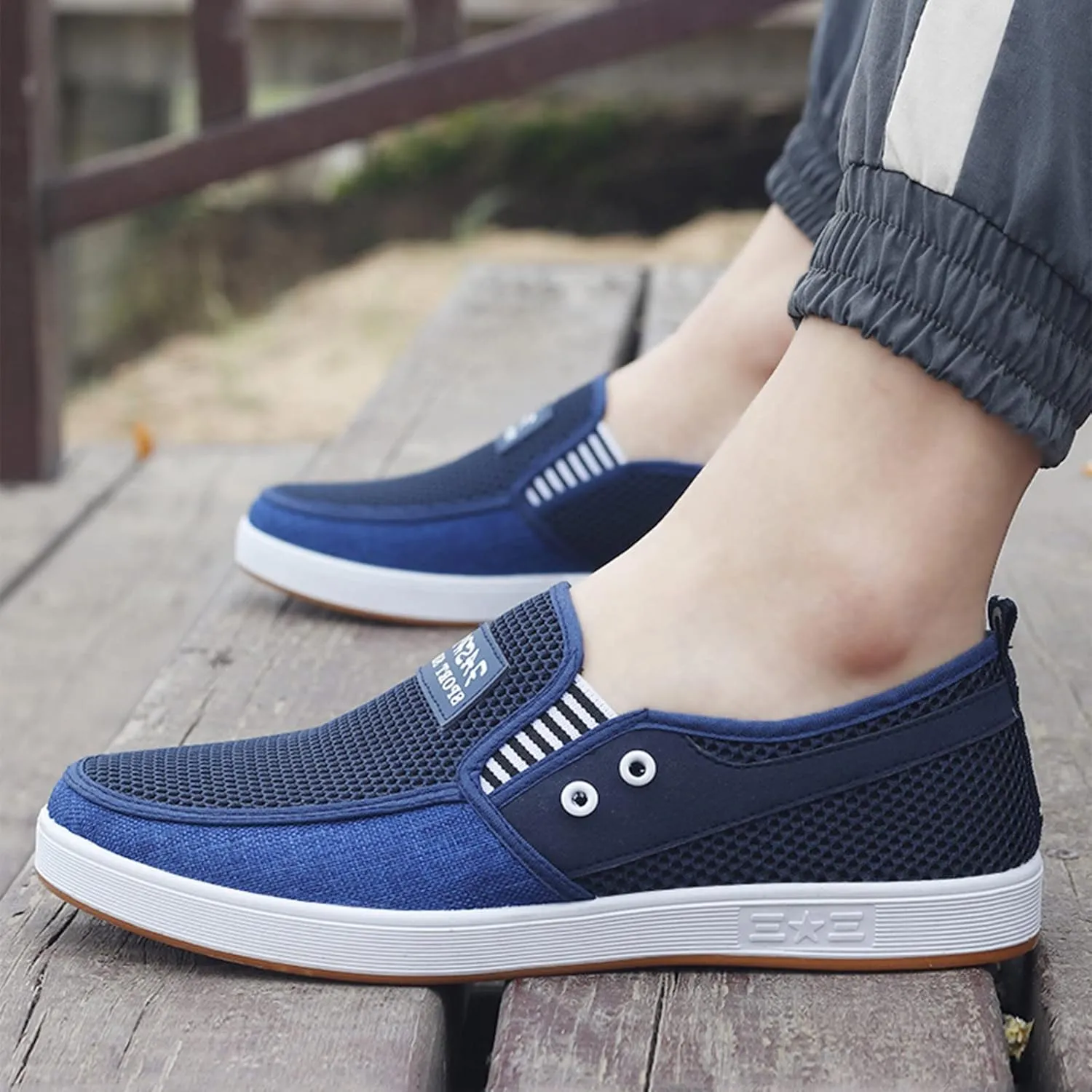 Fashion All Season Men Casual Shoes Flat Non Slip Sole Mesh Breathable and Lightweight Comfortable Slip Casual Wear Men