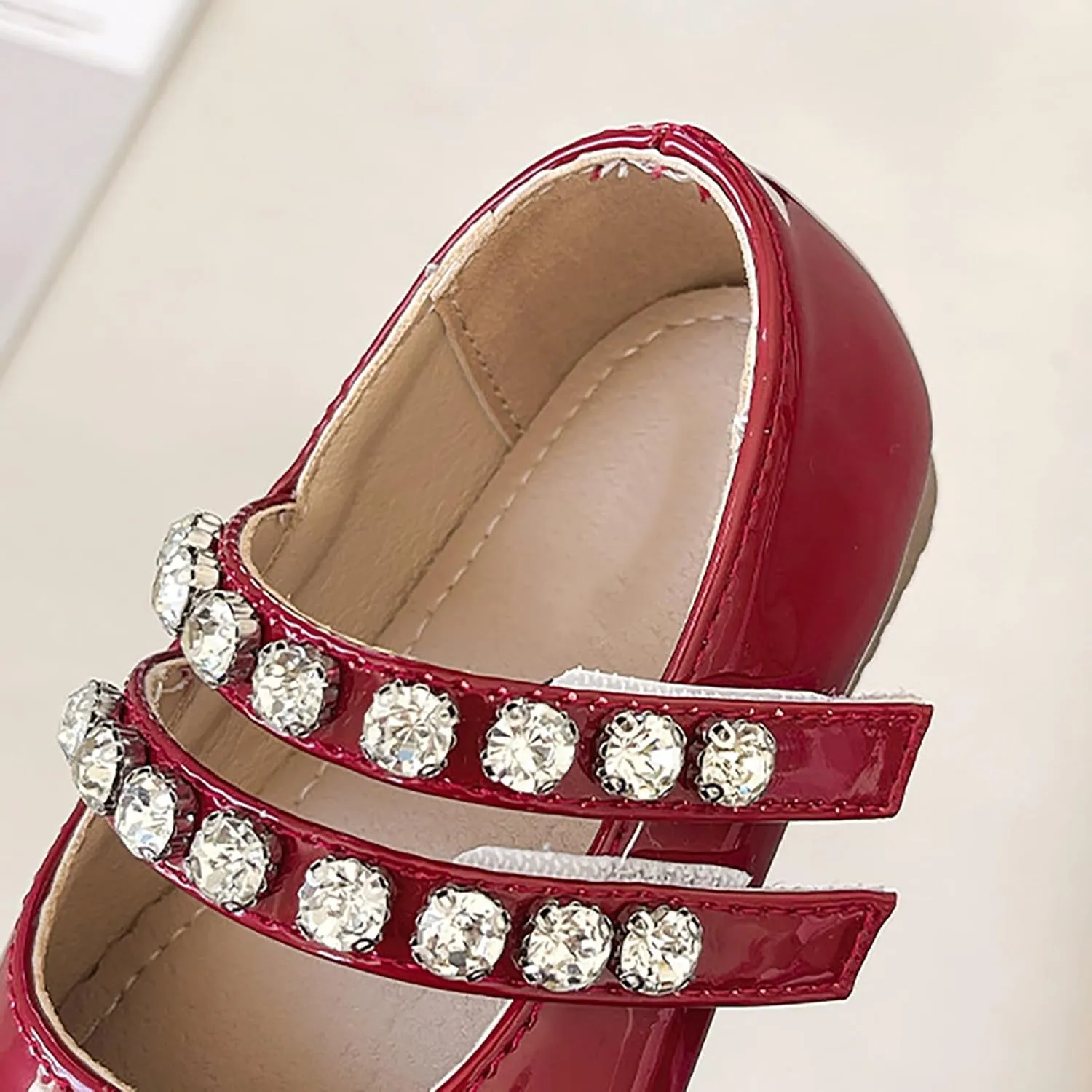 Girls Leather Flat𝐬 Mary Jane Dress Shoes with Pearl Strap Kids Wedding Part𝐲 School 𝗨niform 𝗠occasins Shoes