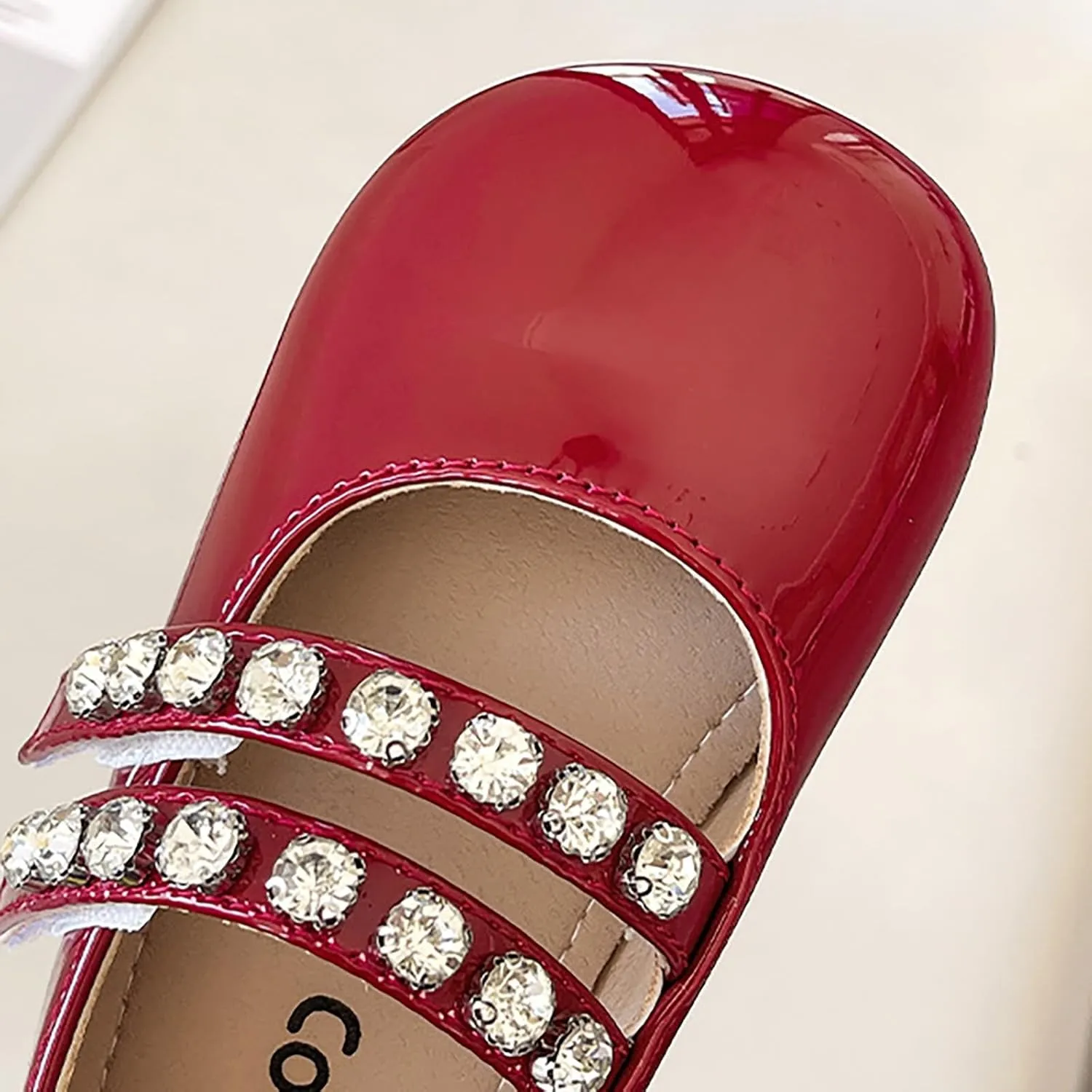 Girls Leather Flat𝐬 Mary Jane Dress Shoes with Pearl Strap Kids Wedding Part𝐲 School 𝗨niform 𝗠occasins Shoes