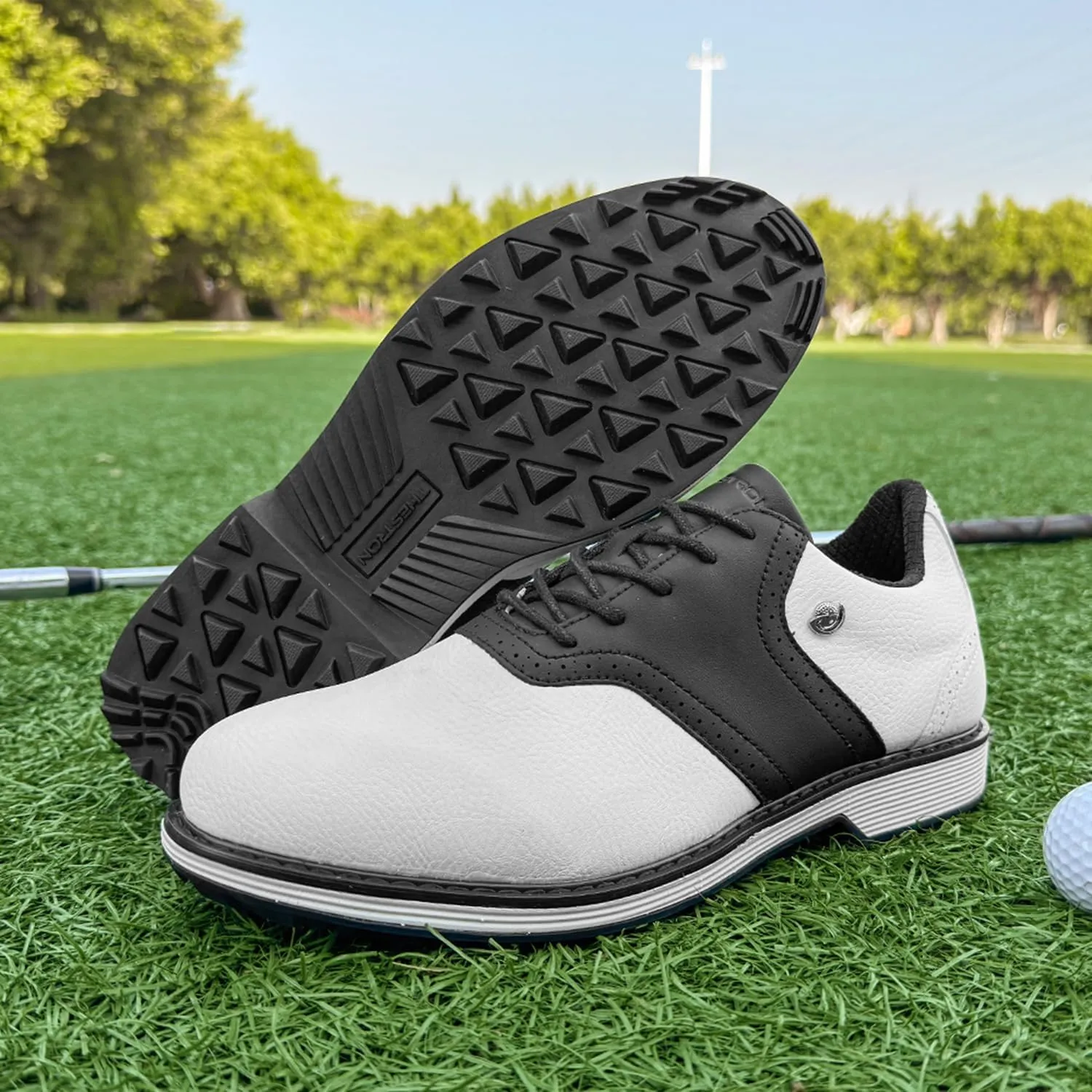 Golf Shoes Men Professional Spikeless Golf Shoes Comfortable Walking Footwears for Golfers