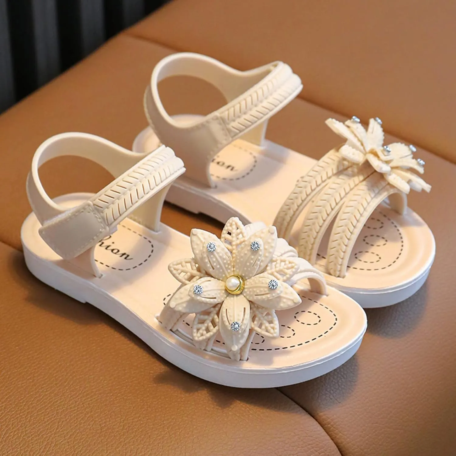 𝗣ink Flower Princess Sandals For Girls Open Toe Wide Dress Shoes With Strap Girls Kids Summer Casual Beach Pool Loafers