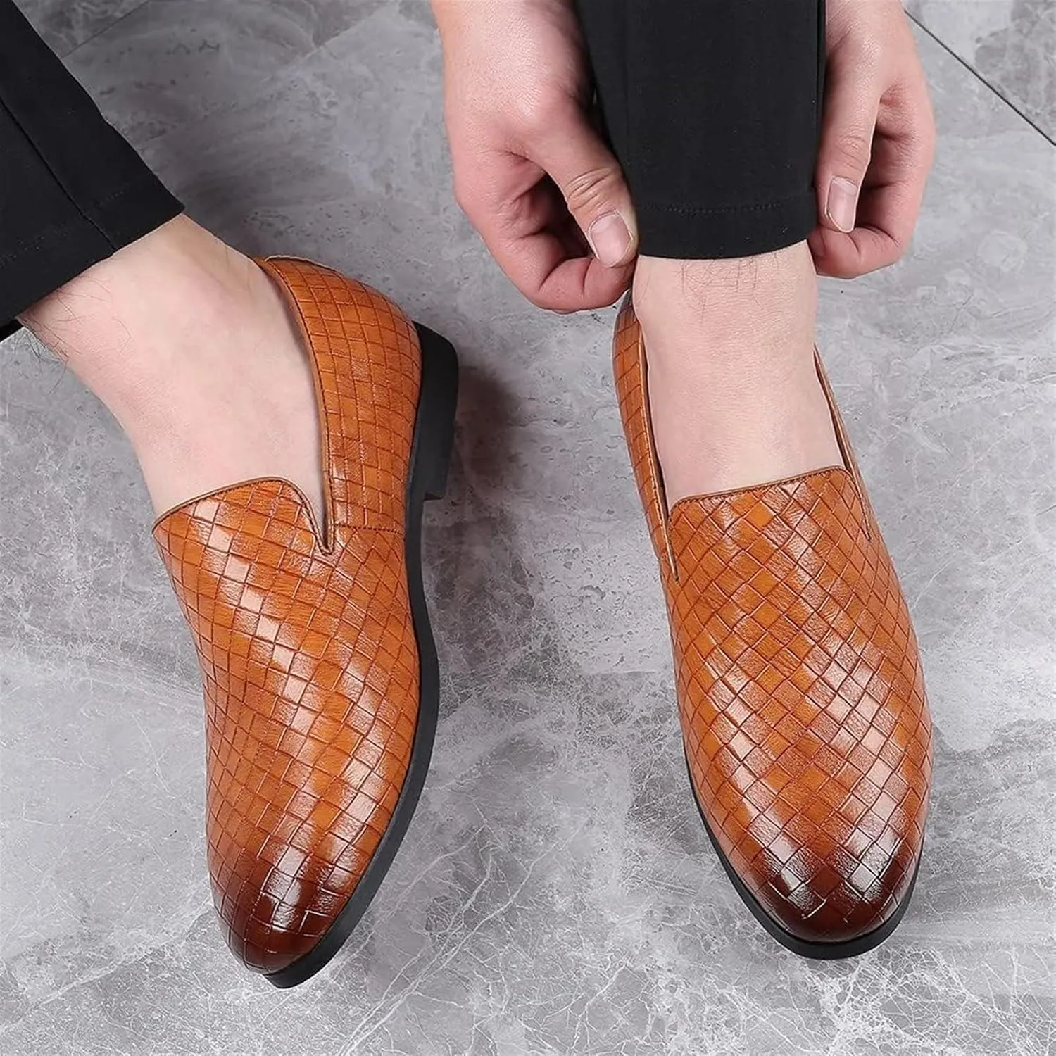Men's Loafers Dress Casual Easy Slip-On Leather Formal Lightweight Driving Walking Shoes for Business Casual Work Outdoor Dating