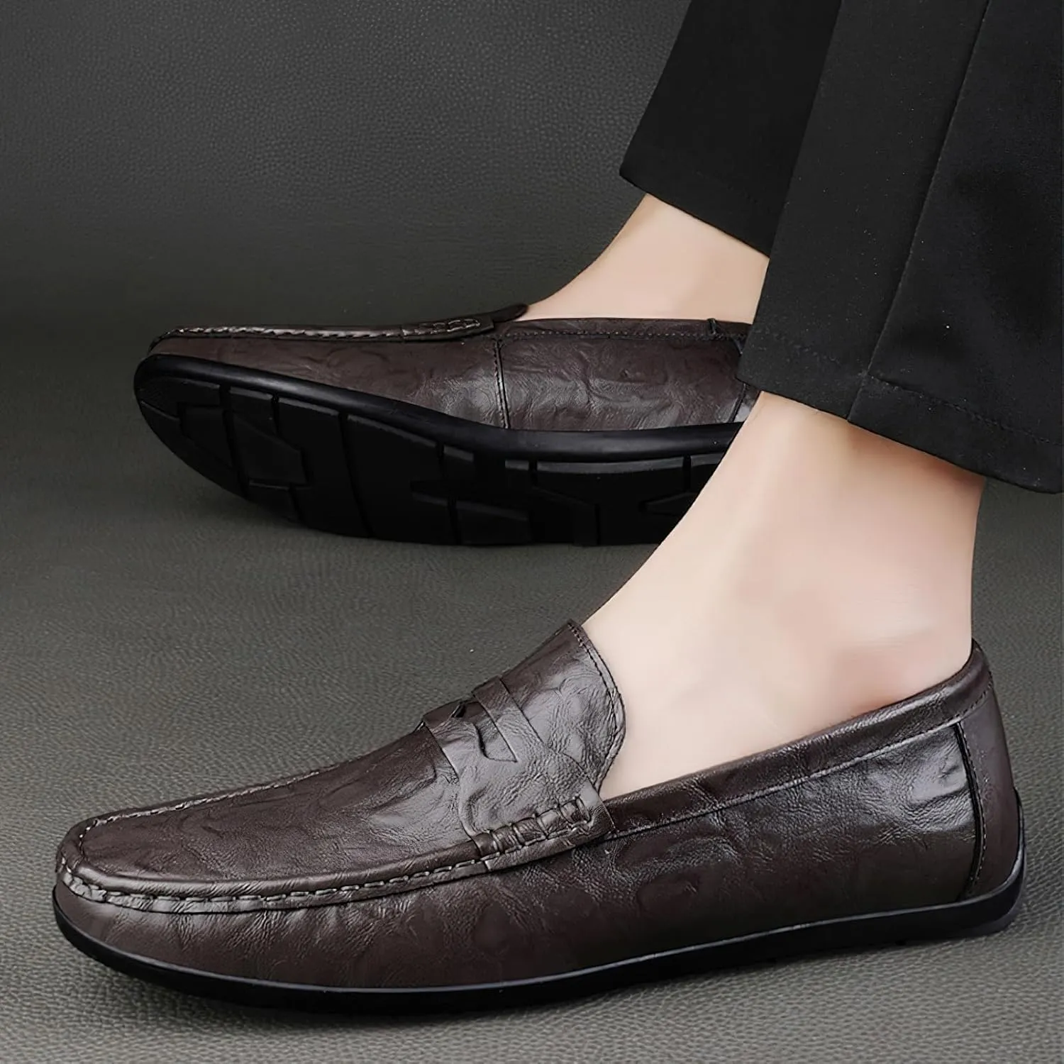 rismart Loafer Flats Men Leather Slip on Driving Shoes Casual Slipper