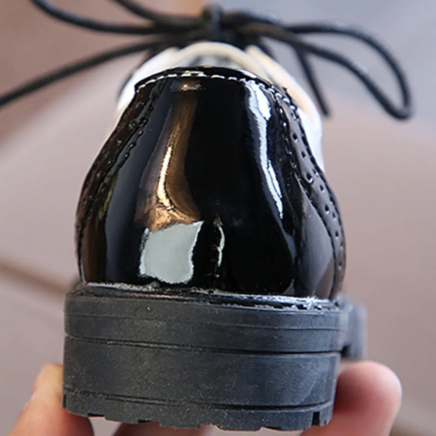 Spring and Summer New Soft and Lightweight Rubber Sole Lace Up Glossy Fashion Children's Shoes baby spring clothes girl