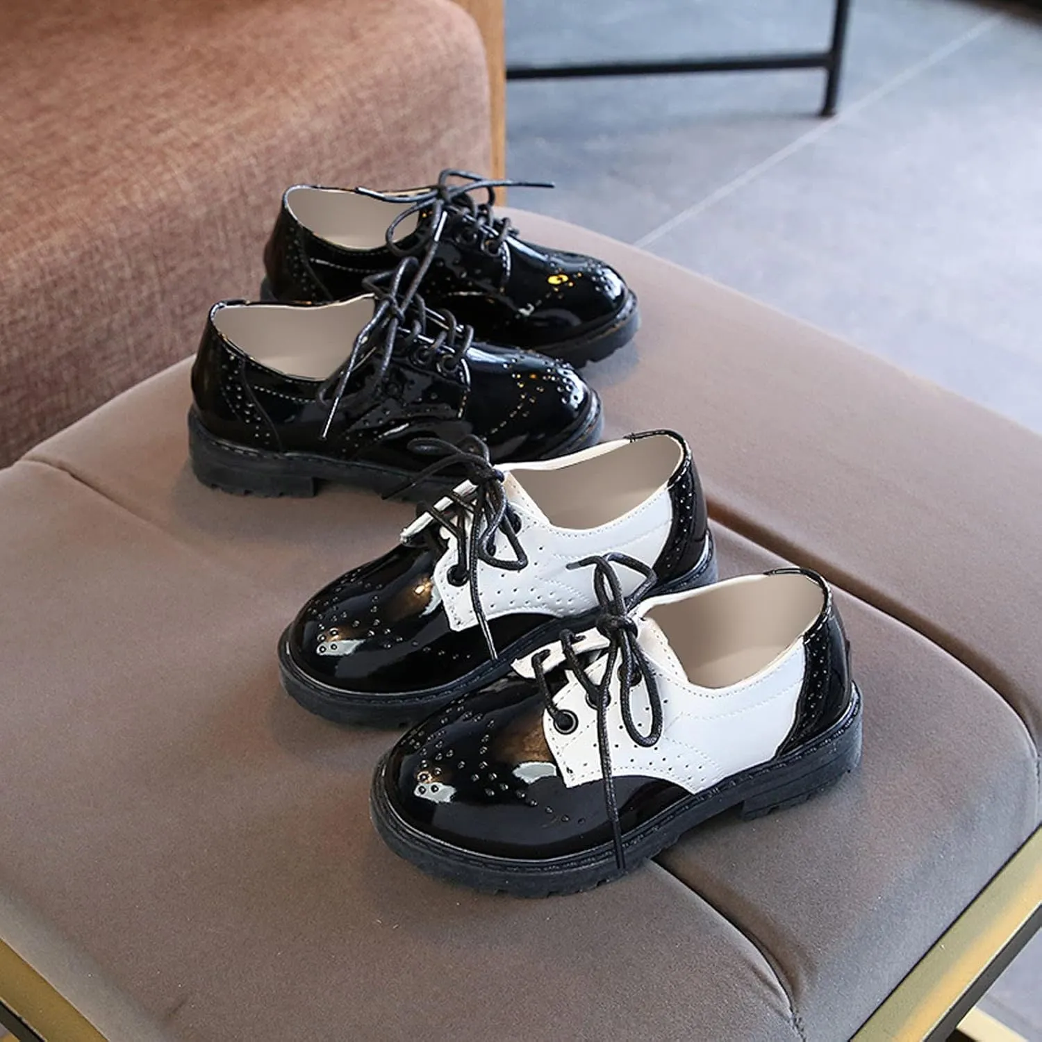 Spring and Summer New Soft and Lightweight Rubber Sole Lace Up Glossy Fashion Children's Shoes baby spring clothes girl