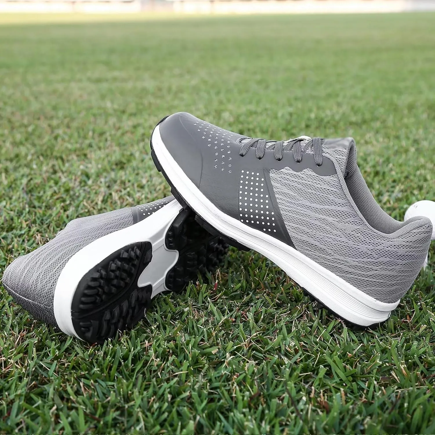 Waterproof Golf Shoes for Men Classic Mens Golf Trainers Professional Spiked Footwear Outdoor Anti Slip Walking Footwears