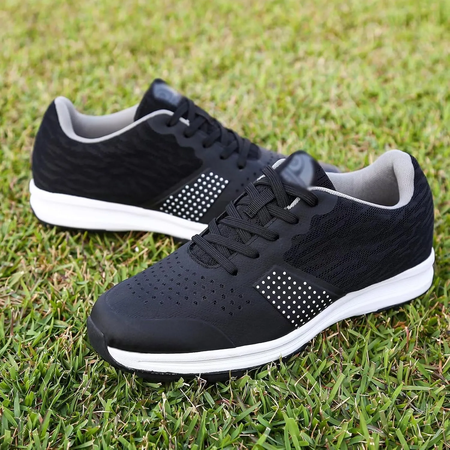 Waterproof Golf Shoes for Men Classic Mens Golf Trainers Professional Spiked Footwear Outdoor Anti Slip Walking Footwears