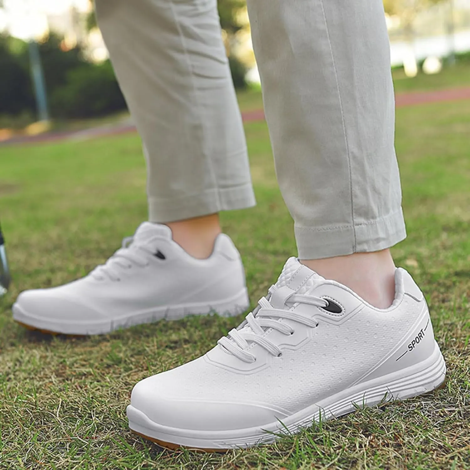 Women's Athletic Golf Shoes Men Professional Golf Trainers Breathable Spikeless Golfers Sneakers Anti Slip Walking Footwears